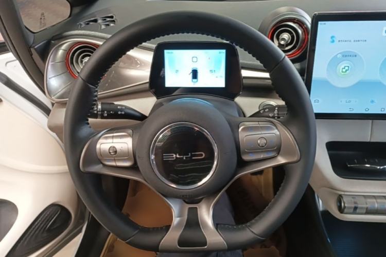 Used BYD Dolphin 2021 405 km Fashion Edition Steering Wheel