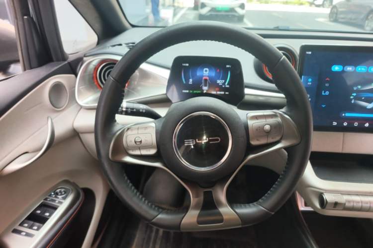 Used BYD Dolphin 2021 405 km Fashion Edition Steering Wheel