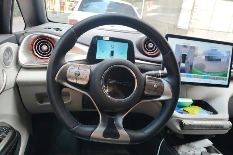 Used BYD Dolphin 2021 405 km Fashion Edition Steering Wheel