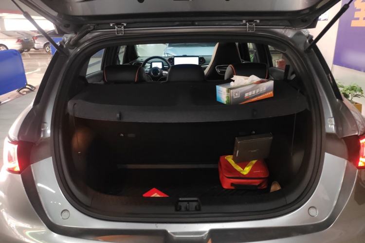 Used BYD Dolphin 2021 405 km Fashion Edition Trunk