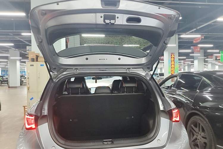 Used BYD Dolphin 2021 405 km Free Version Trunk