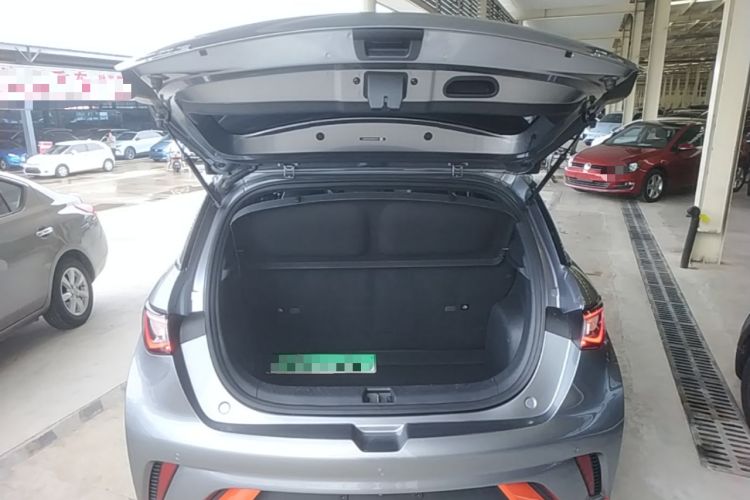 Used BYD Dolphin 2021 405 km Fashion Edition Trunk