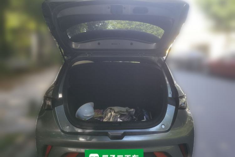 Used BYD Dolphin 2021 405 km Fashion Edition Trunk