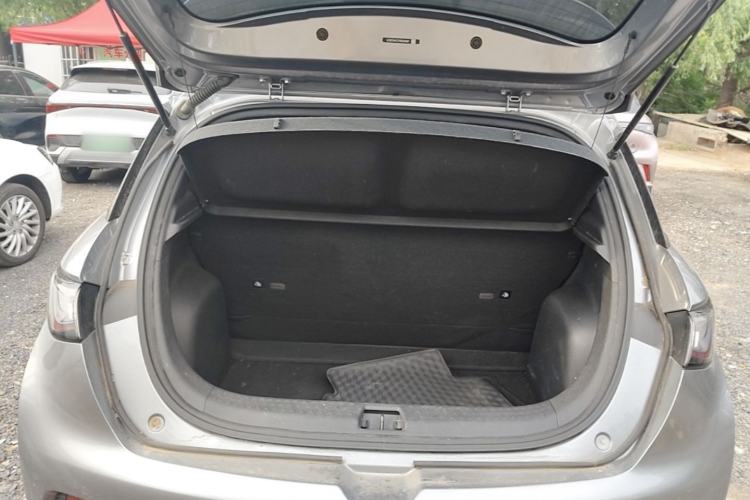 Used BYD Dolphin 2021 405 km Fashion Edition Trunk