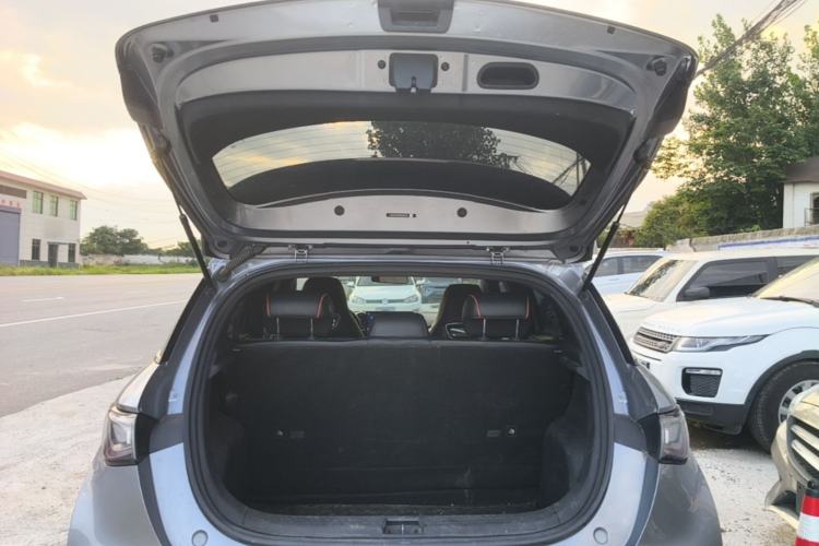 Used BYD Dolphin 2021 405 km Fashion Edition Trunk