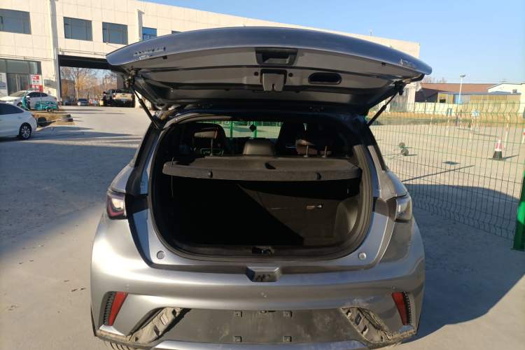 Used BYD Dolphin 2021 405 km Free Version Trunk