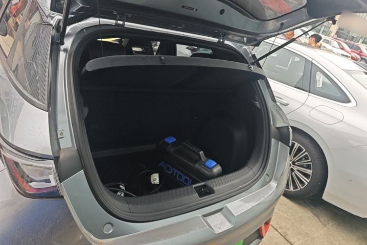 Used BYD Dolphin 2021 405 km Fashion Edition Trunk