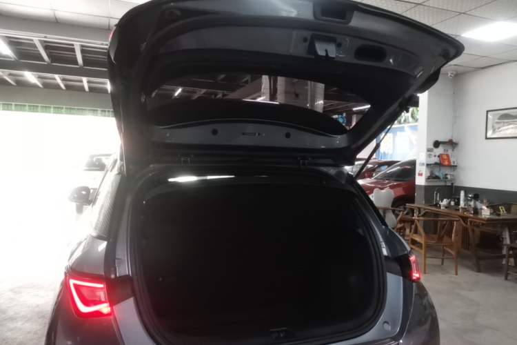Used BYD Dolphin 2021 405 km Fashion Edition Trunk