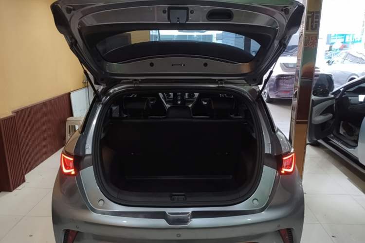 Used BYD Dolphin 2021 405 km Fashion Edition Trunk