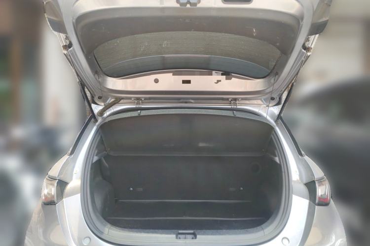 Used BYD Dolphin 2021 405 km Fashion Edition Trunk