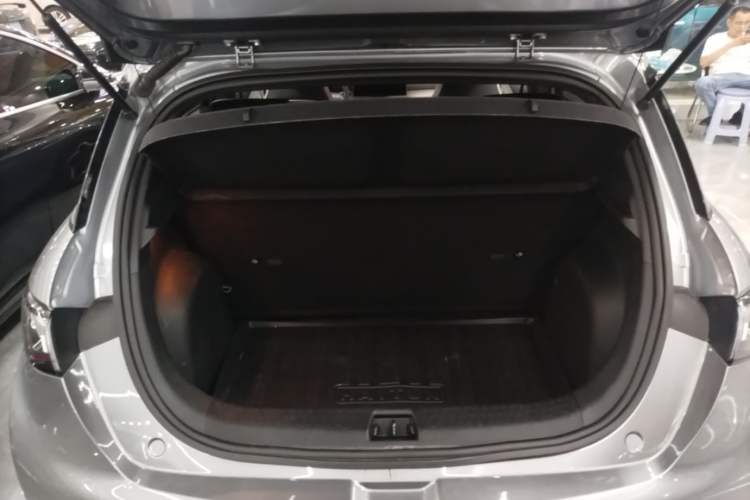 Used BYD Dolphin 2021 405 km Fashion Edition Trunk