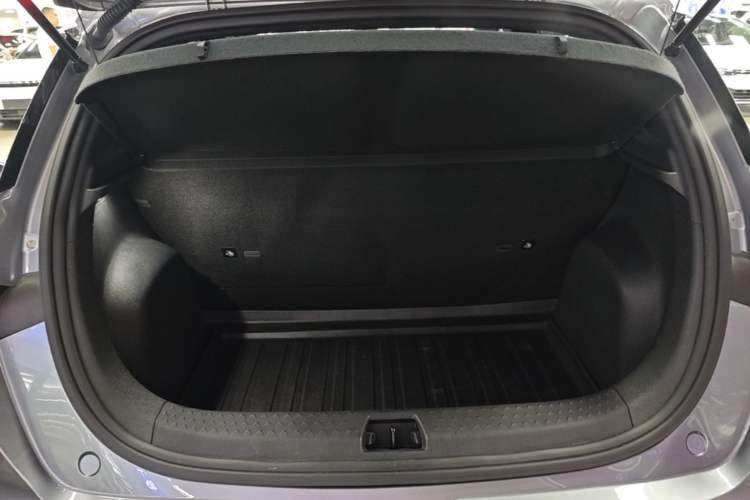 Used BYD Dolphin 2021 405 km Fashion Edition Trunk