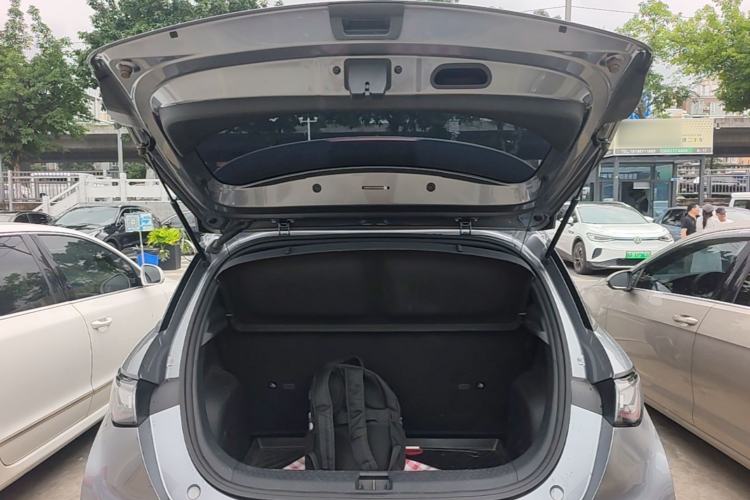 Used BYD Dolphin 2021 405 km Fashion Edition Trunk