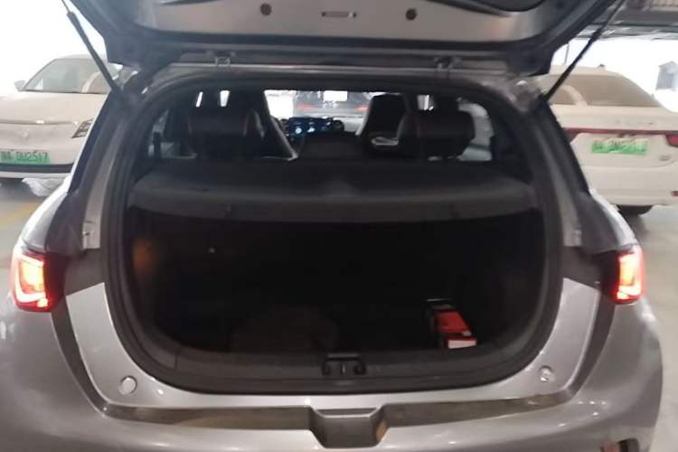 Used BYD Dolphin 2021 405 km Fashion Edition Trunk