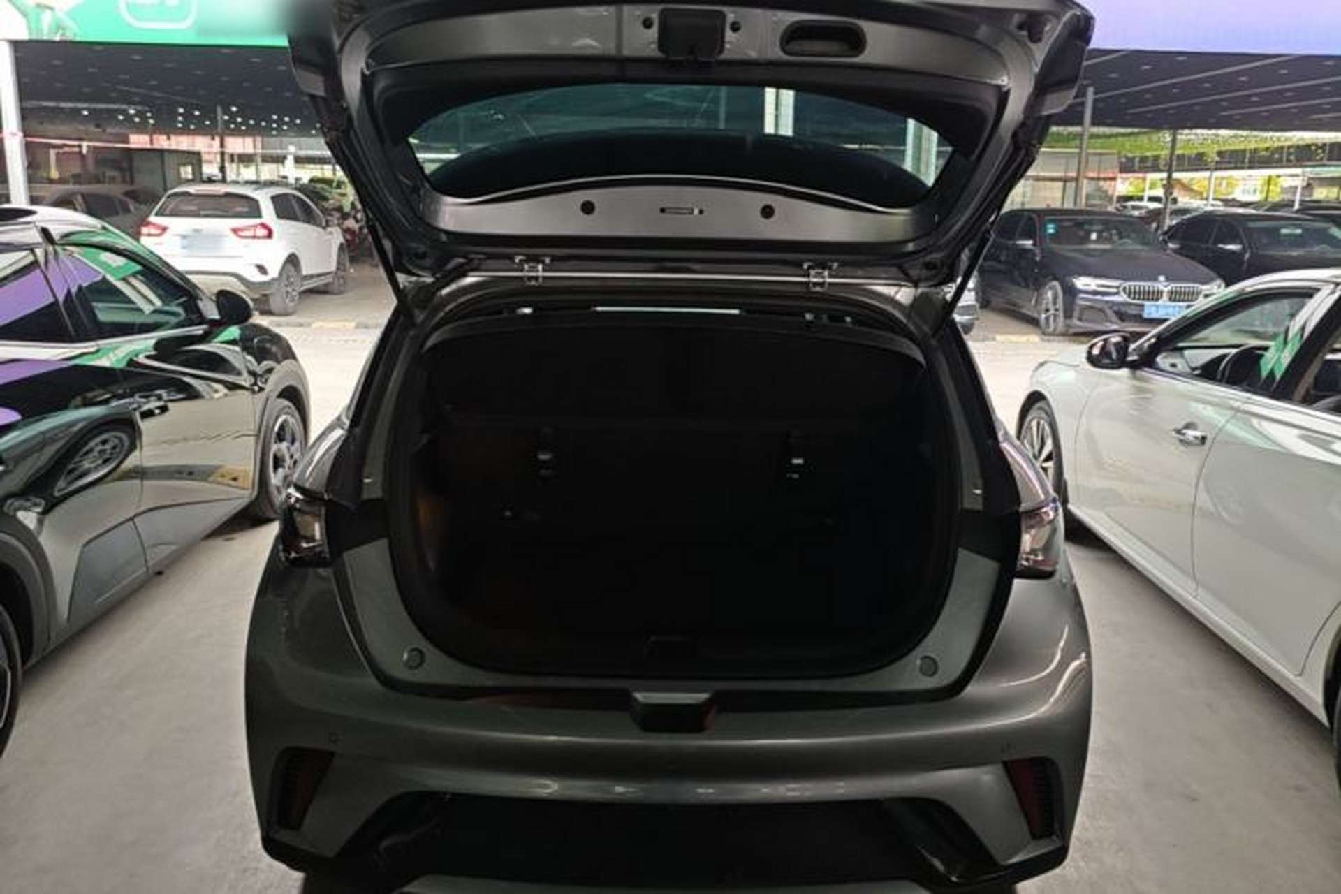 Used BYD Dolphin 2021 405 km Fashion Edition Trunk