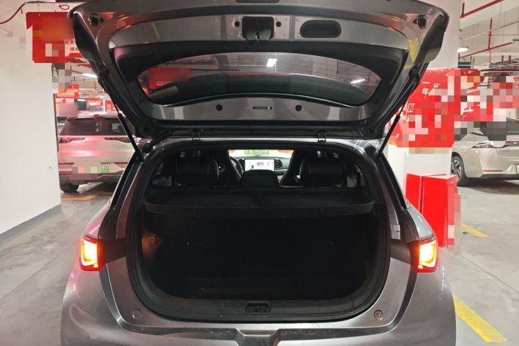 Used BYD Dolphin 2021 405 km Fashion Edition Trunk