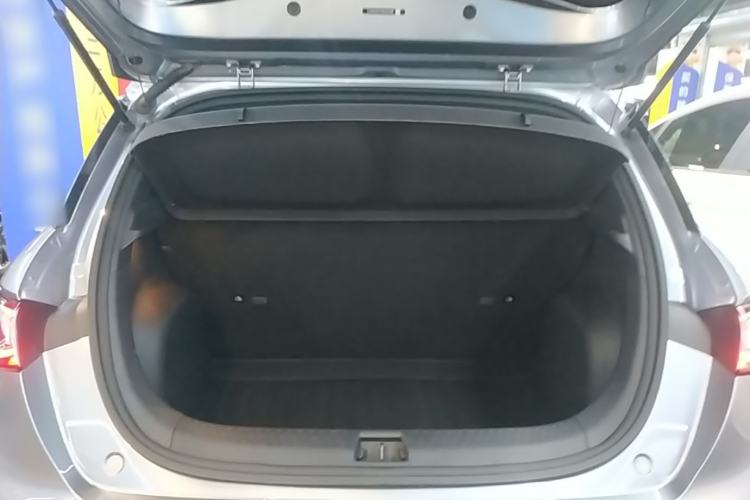 Used BYD Dolphin 2021 405 km Fashion Edition Trunk
