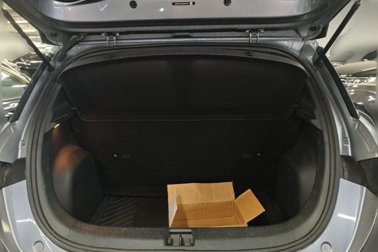 Used BYD Dolphin 2021 405 km Fashion Edition Trunk