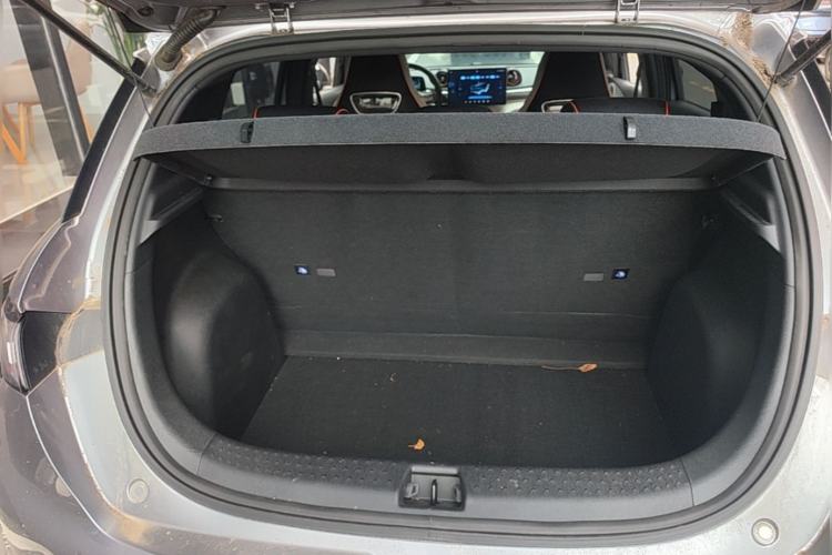 Used BYD Dolphin 2021 405 km Fashion Edition Trunk