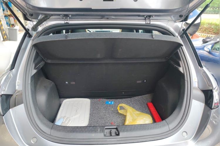 Used BYD Dolphin 2021 405 km Fashion Edition Trunk