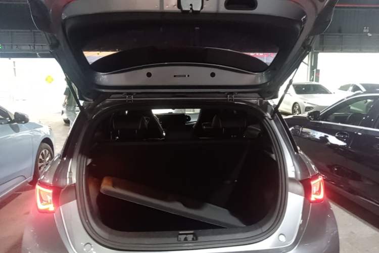 Used BYD Dolphin 2021 405 km Free Version Trunk