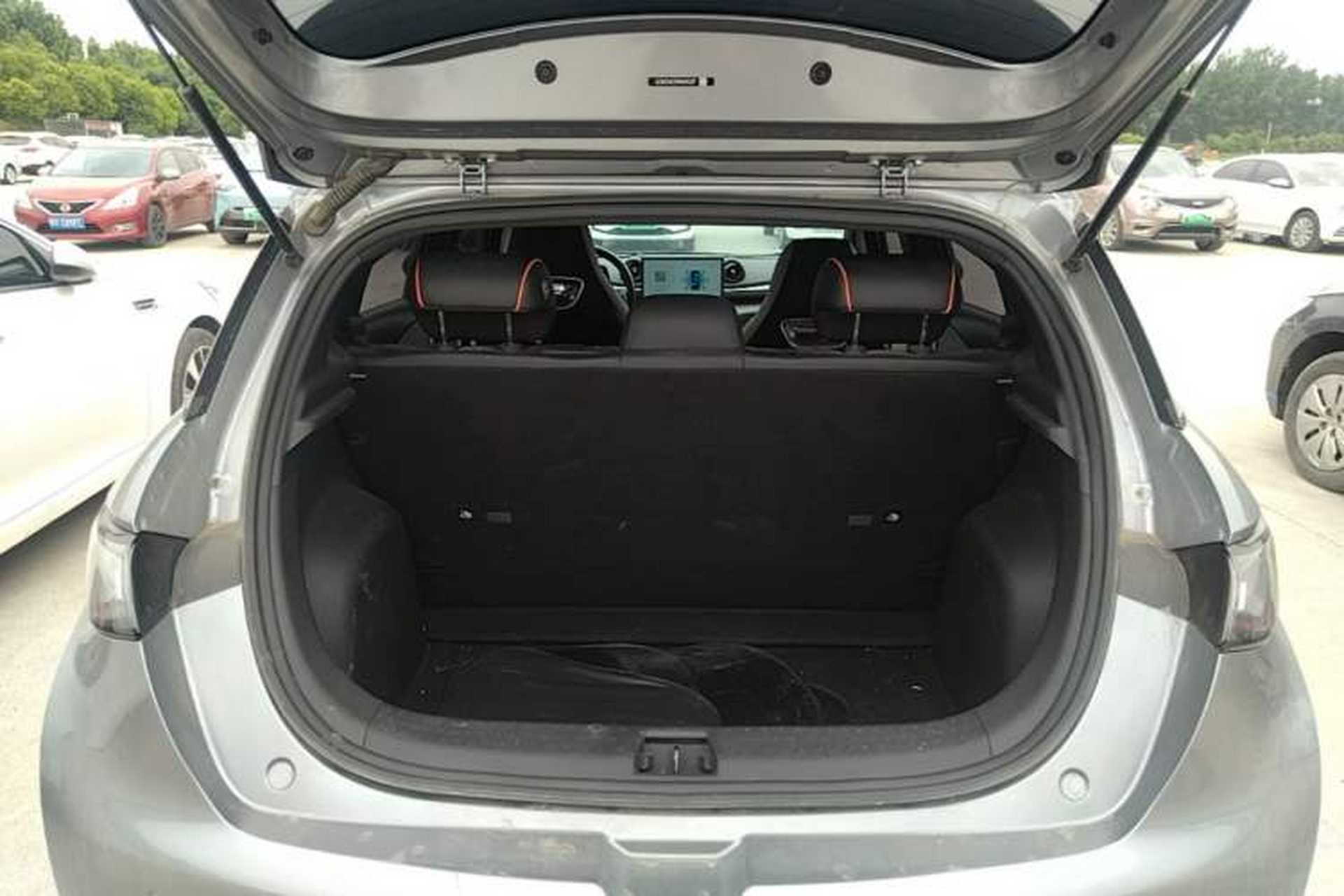 Used BYD Dolphin 2021 405 km Fashion Edition Trunk