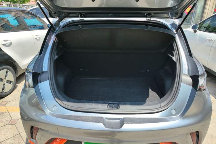Used BYD Dolphin 2021 405 km Free Version Trunk