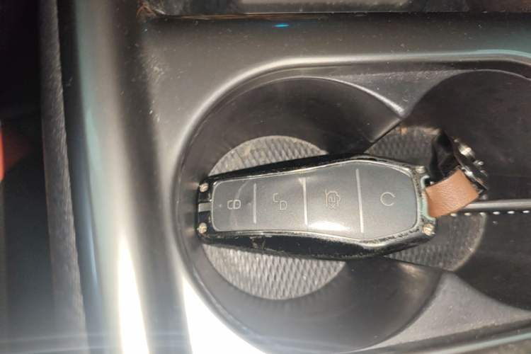 Used BYD Dolphin 2021 405 km Fashion Edition Vehicle Key