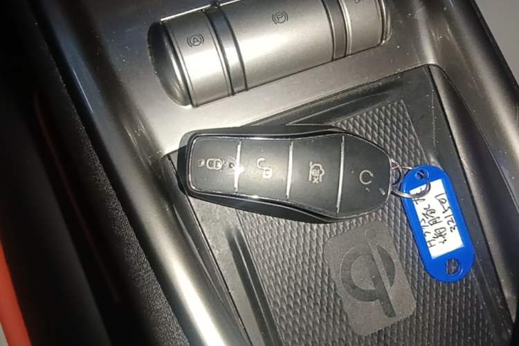 Used BYD Dolphin 2021 405 km Fashion Edition Vehicle Key