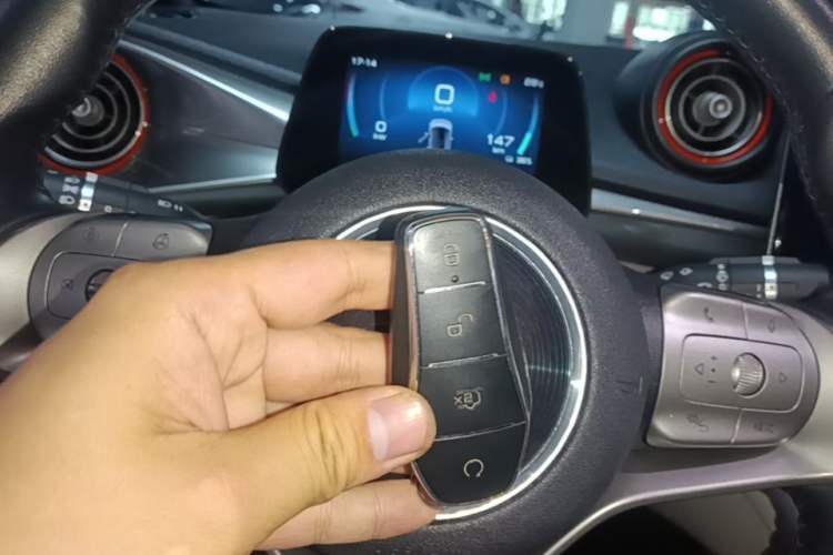 Used BYD Dolphin 2021 405 km Fashion Edition Vehicle Key