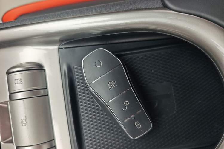 Used BYD Dolphin 2021 405 km Free Version Vehicle Key