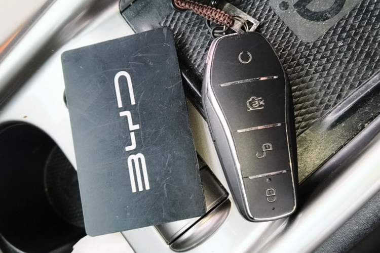 Used BYD Dolphin 2021 405 km Fashion Edition Vehicle Key