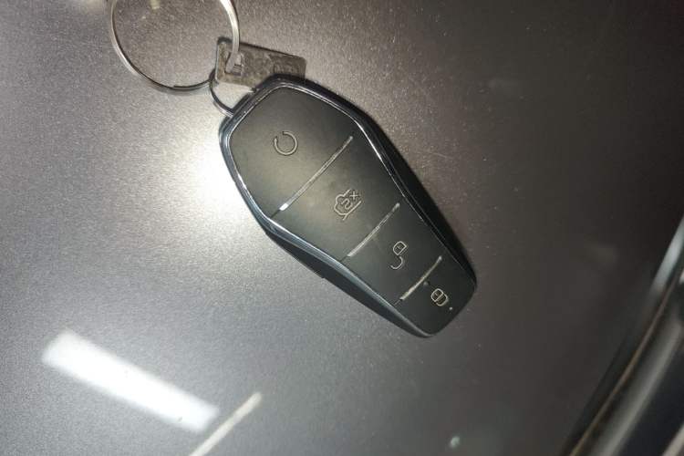 Used BYD Dolphin 2021 405 km Fashion Edition Vehicle Key