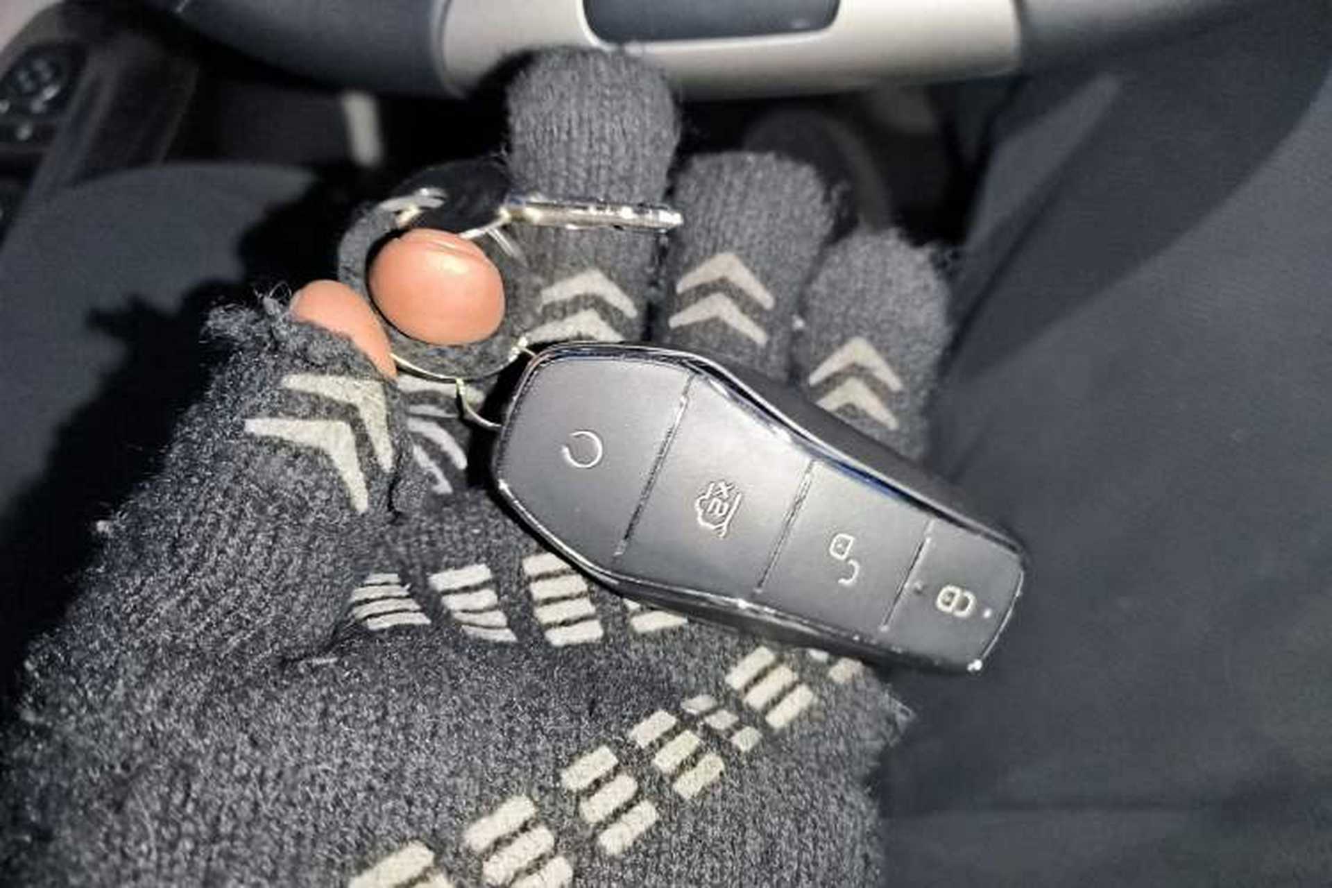 Used BYD Dolphin 2021 405 km Fashion Edition Vehicle Key