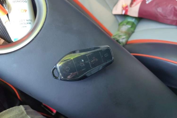 Used BYD Dolphin 2021 405 km Free Version Vehicle Key