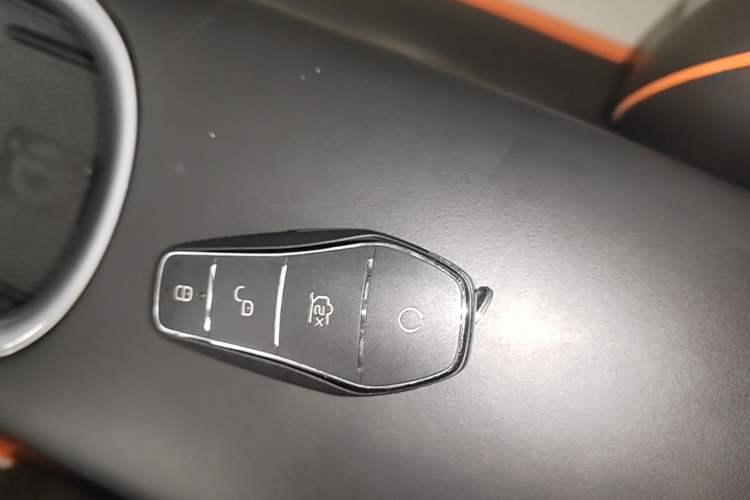 Used BYD Dolphin 2021 405 km Fashion Edition Vehicle Key