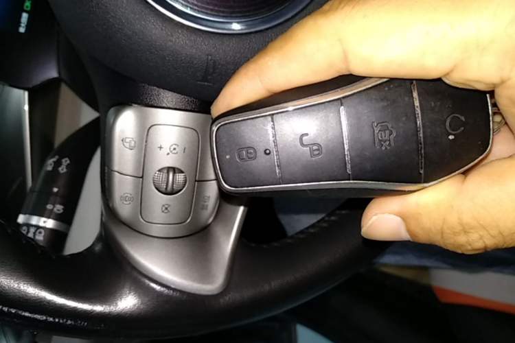 Used BYD Dolphin 2021 405 km Fashion Edition Vehicle Key