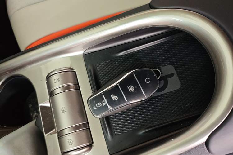 Used BYD Dolphin 2021 405 km Fashion Edition Vehicle Key