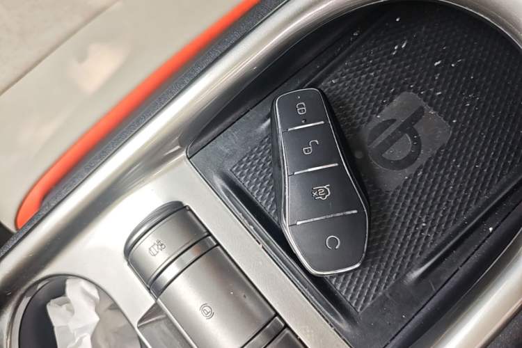 Used BYD Dolphin 2021 405 km Fashion Edition Vehicle Key