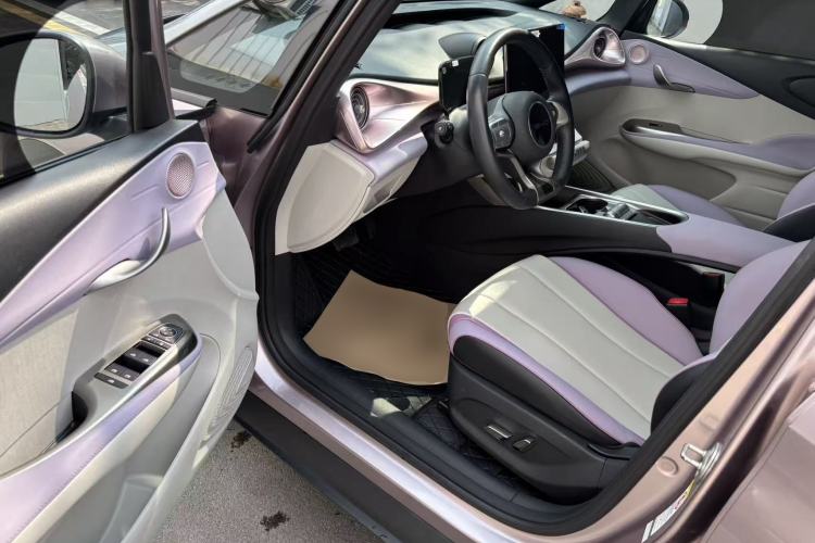 Used BYD Dolphin 2021 405 km Fashion Edition Driver Seat