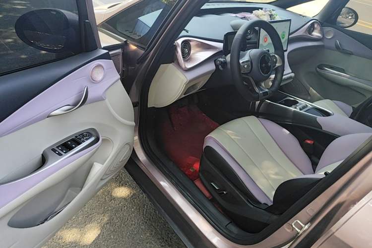 Used BYD Dolphin 2021 405 km Fashion Edition Driver Seat
