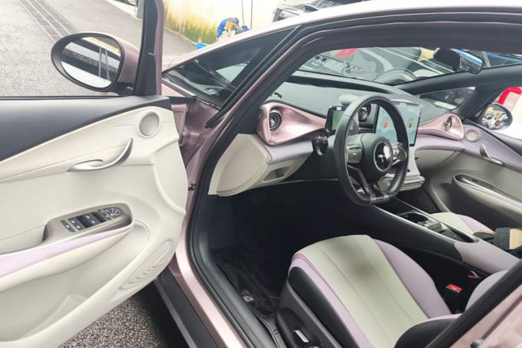 Used BYD Dolphin 2021 405 km Fashion Edition Driver Seat
