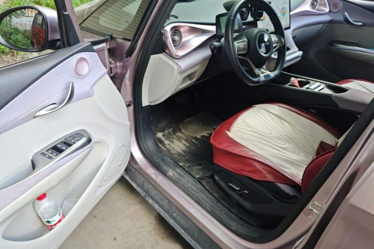 Used BYD Dolphin 2021 405 km Fashion Edition Driver Seat