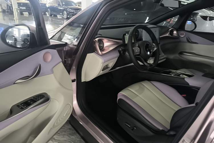 Used BYD Dolphin 2021 405 km Fashion Edition Driver Seat