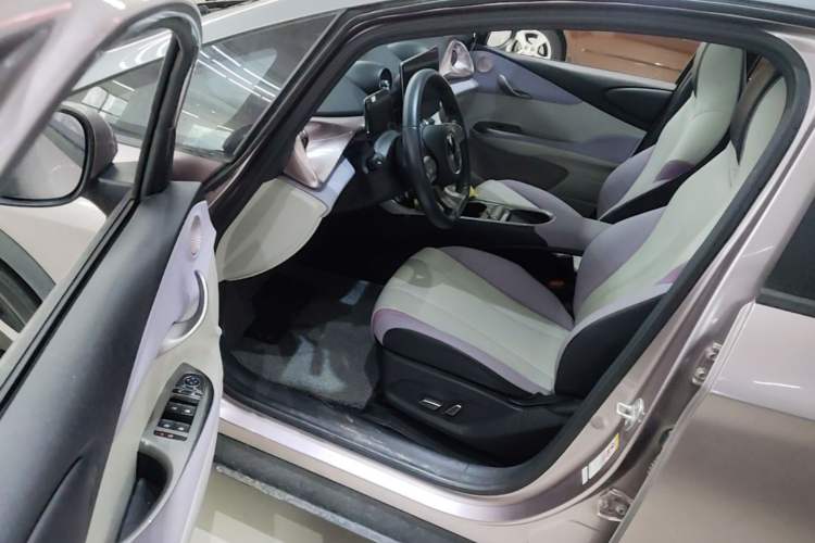 Used BYD Dolphin 2021 405 km Fashion Edition Driver Seat
