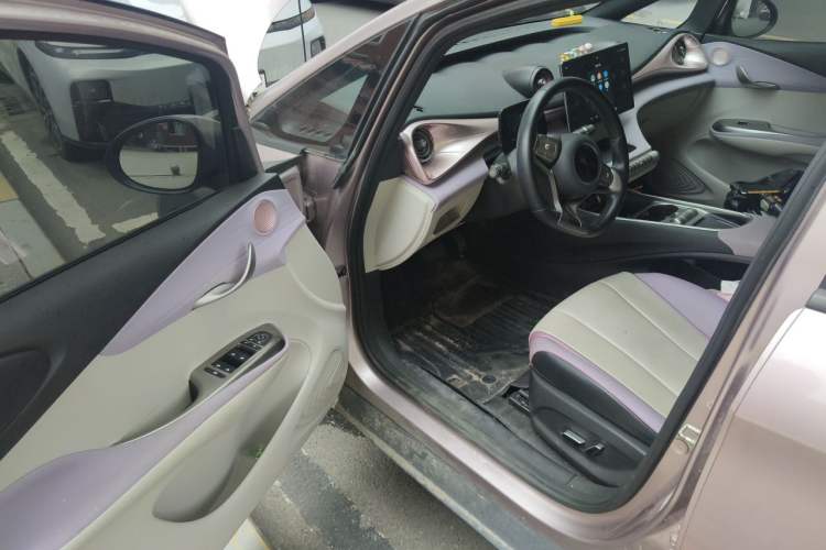 Used BYD Dolphin 2021 405 km Fashion Edition Driver Seat