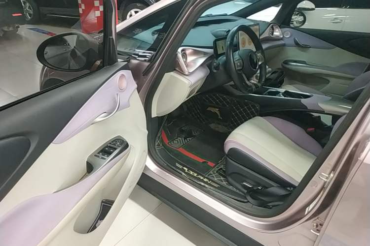 Used BYD Dolphin 2021 405 km Fashion Edition Driver Seat