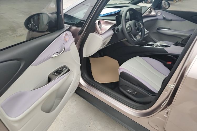 Used BYD Dolphin 2021 405 km Fashion Edition Driver Seat