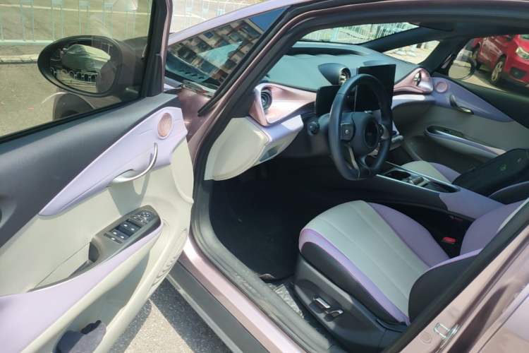 Used BYD Dolphin 2021 405 km Fashion Edition Driver Seat