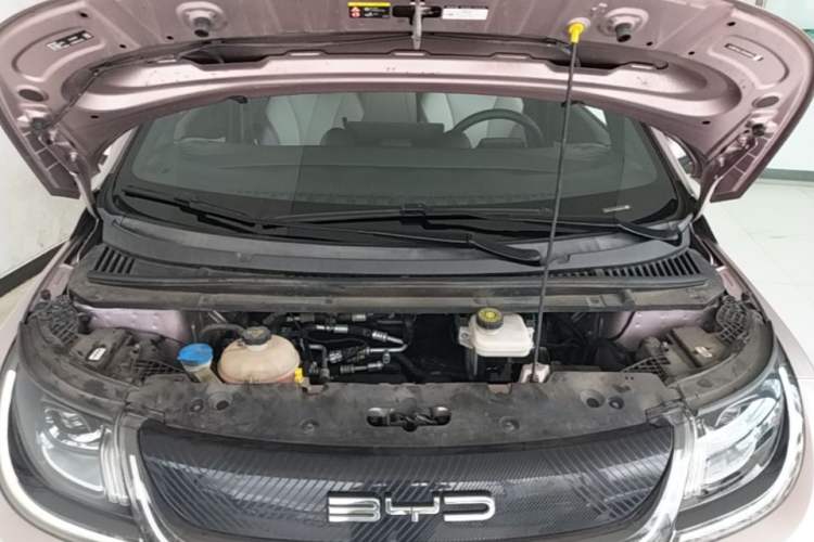 Used BYD Dolphin 2021 405 km Fashion Edition Engine Bay